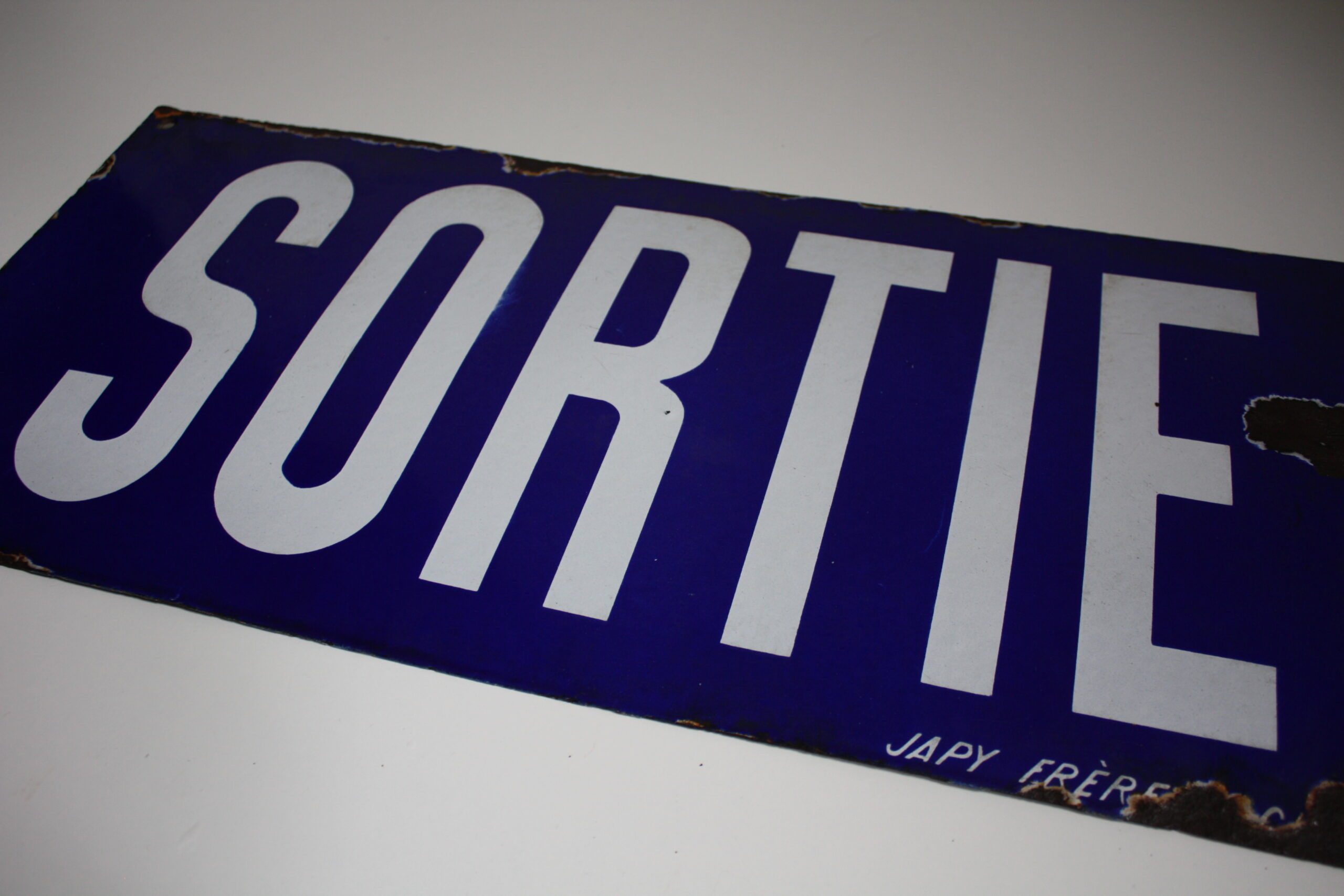 Plaque émaillée | Sortie