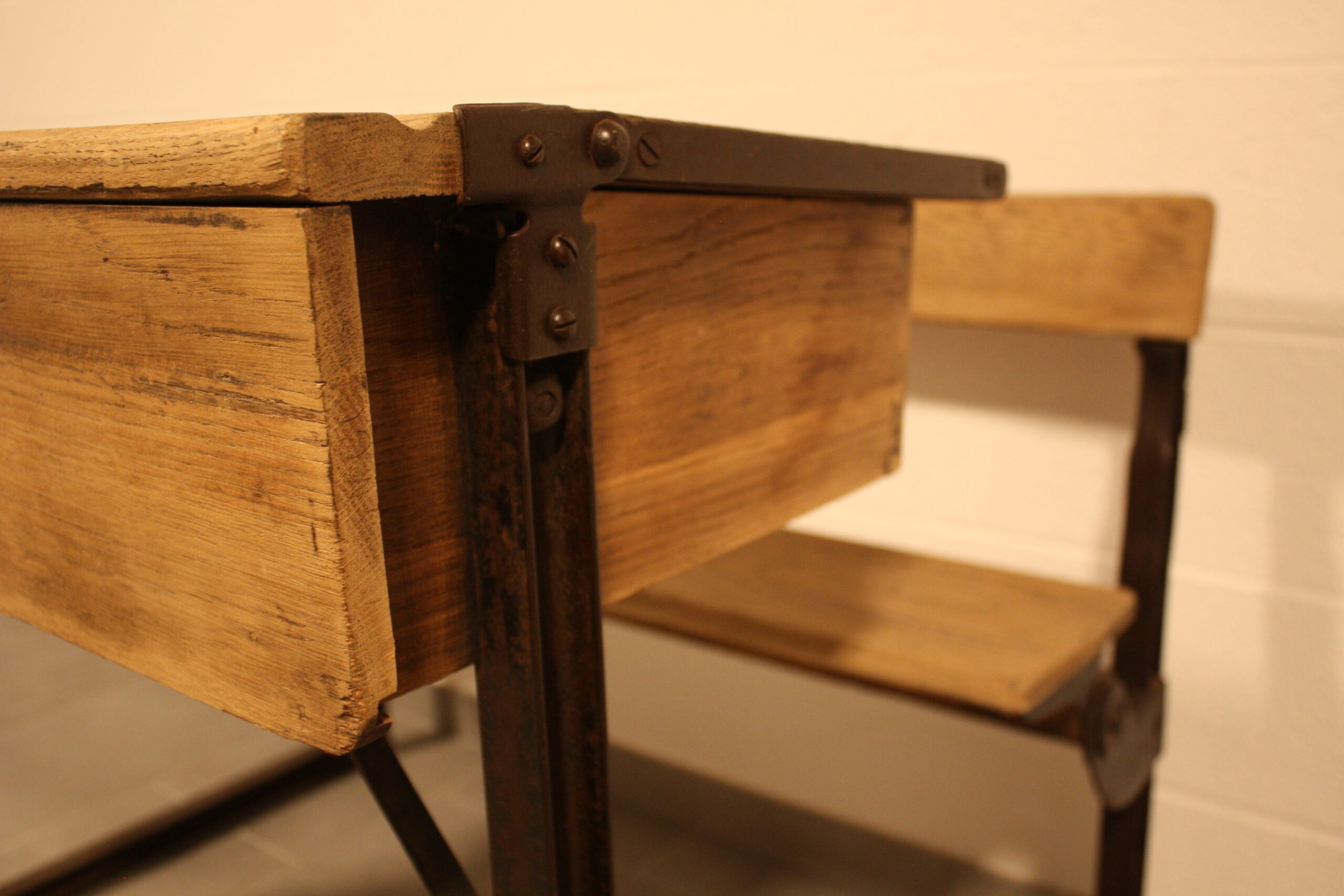 Bureau d&rsquo;école double