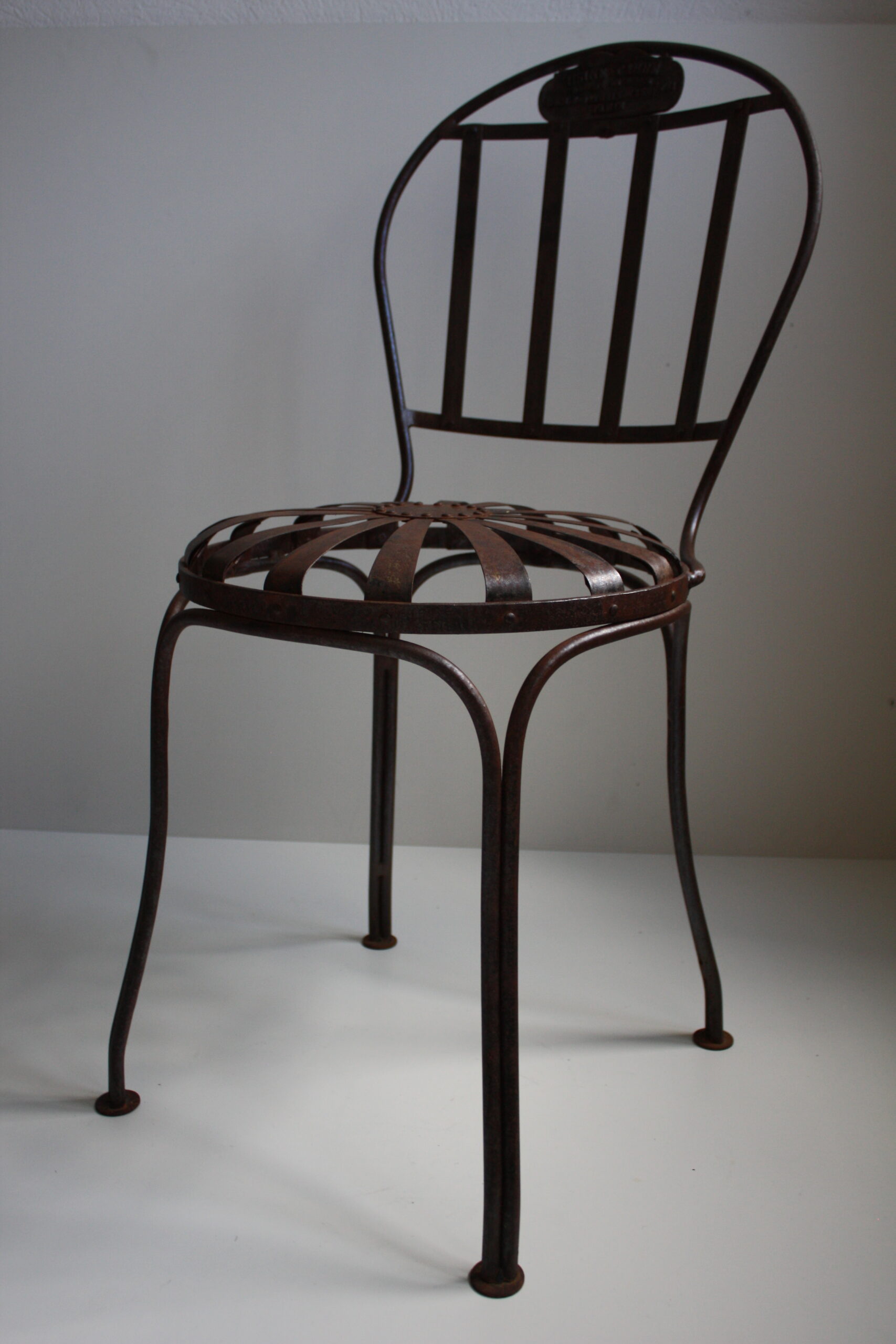 Chaises de jardin -Usine Carré-
