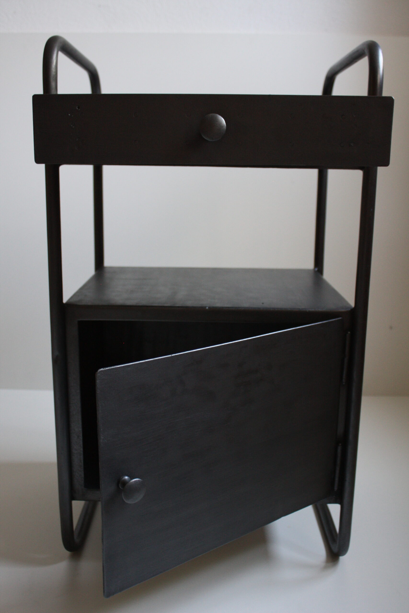 Table de chevet